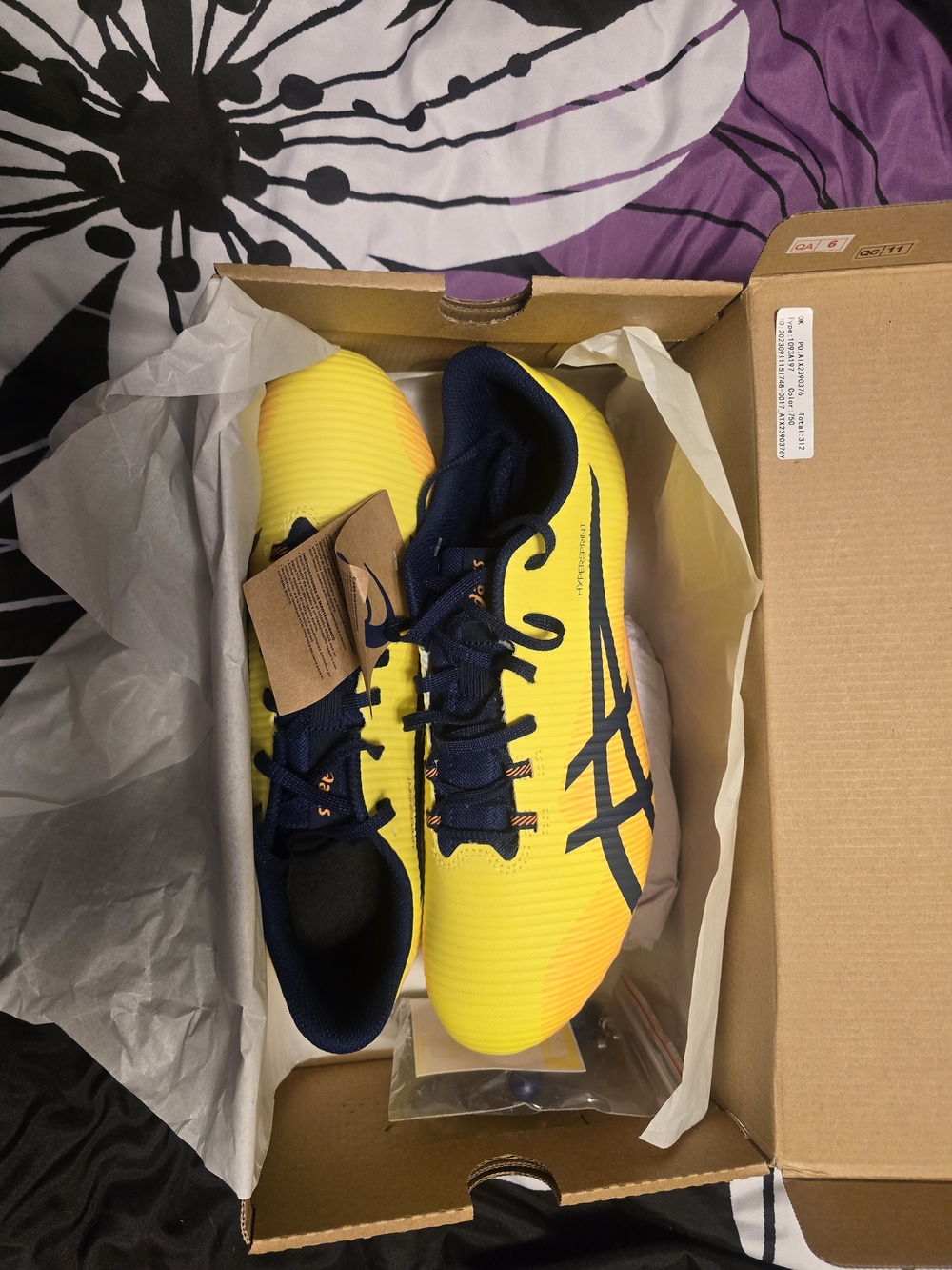 ASICS Sprint Yellow & Navy Track Spikes